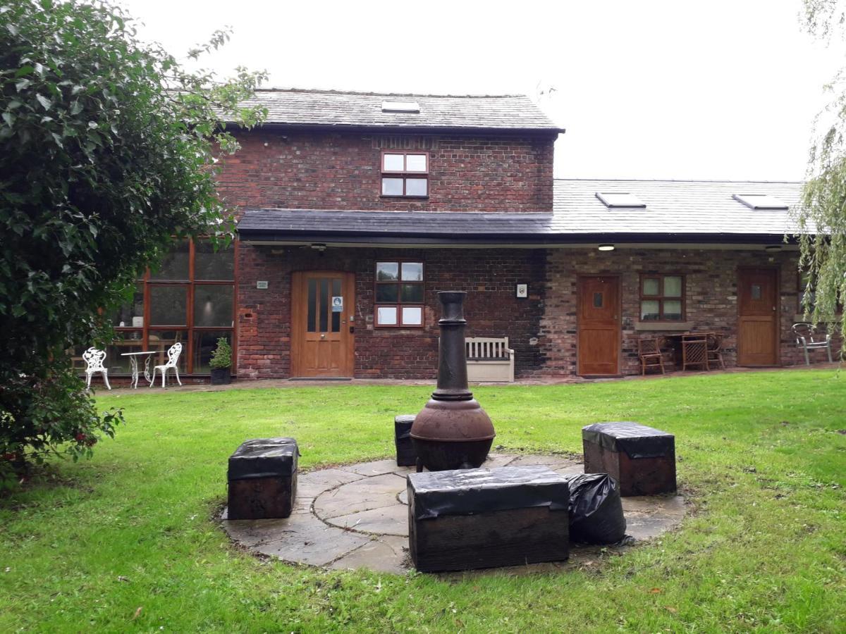 Brook Barn B&B Hale  Exterior photo