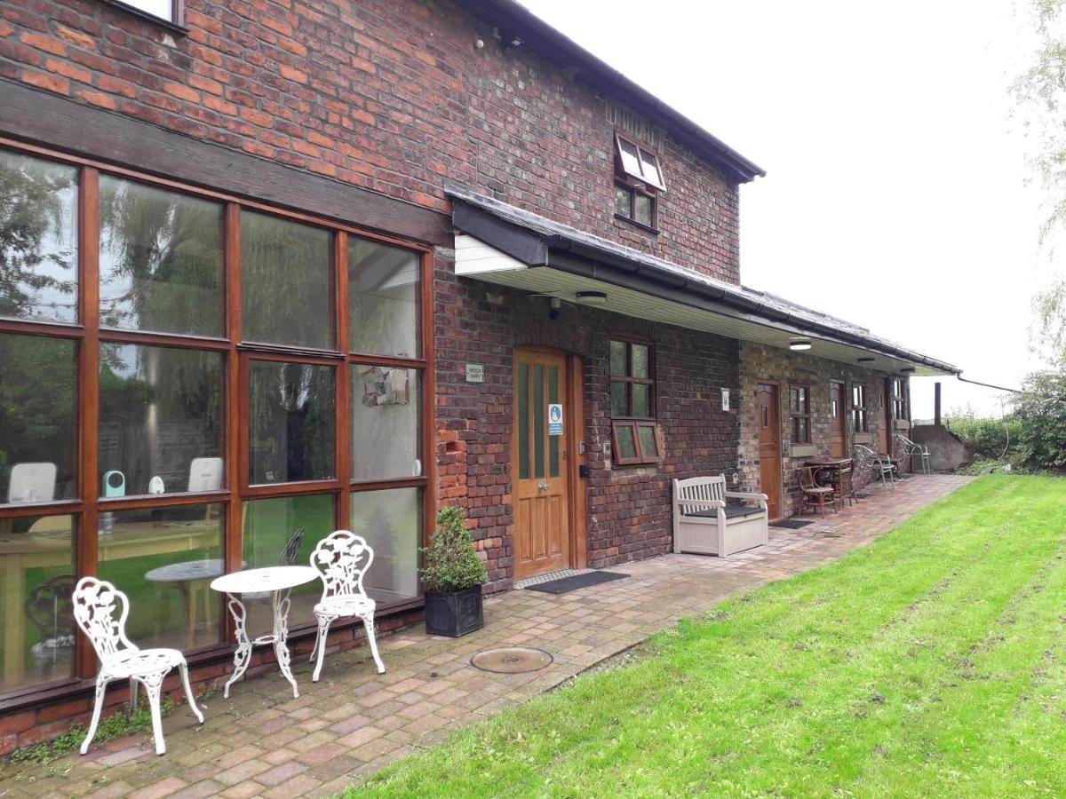 Brook Barn B&B Hale  Exterior photo