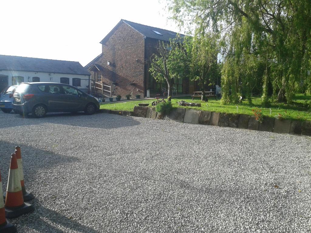 Brook Barn B&B Hale  Exterior photo