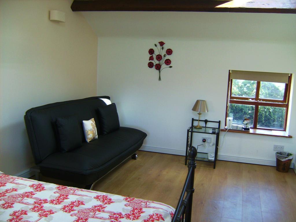 Brook Barn B&B Hale  Room photo