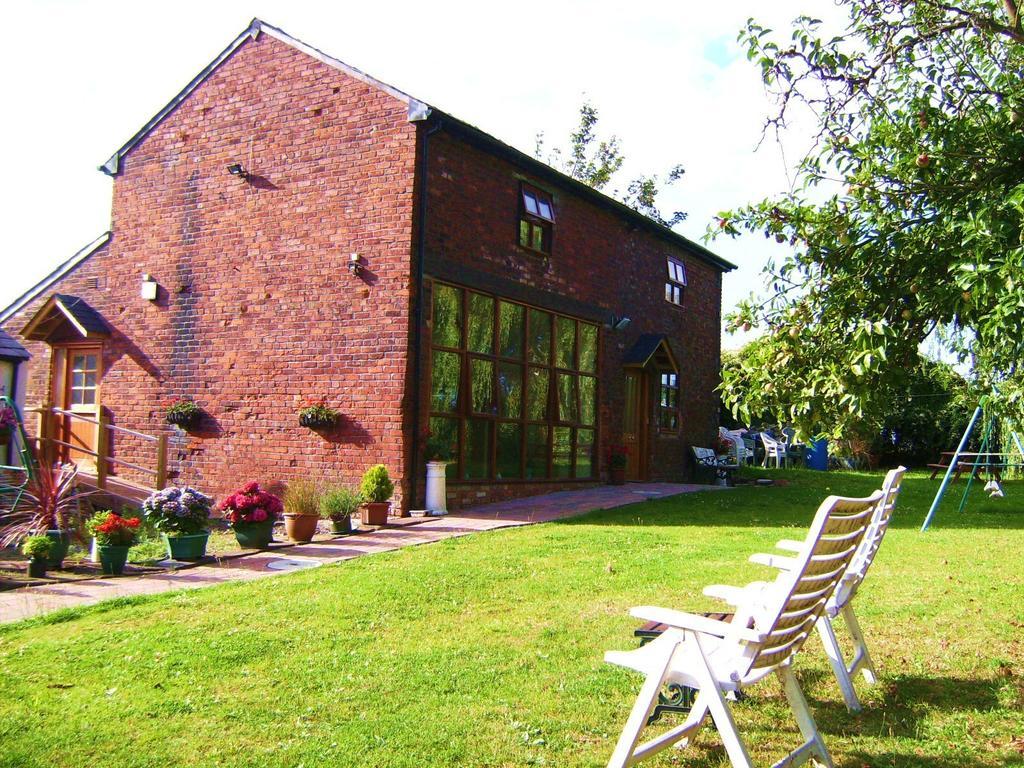 Brook Barn B&B Hale  Exterior photo