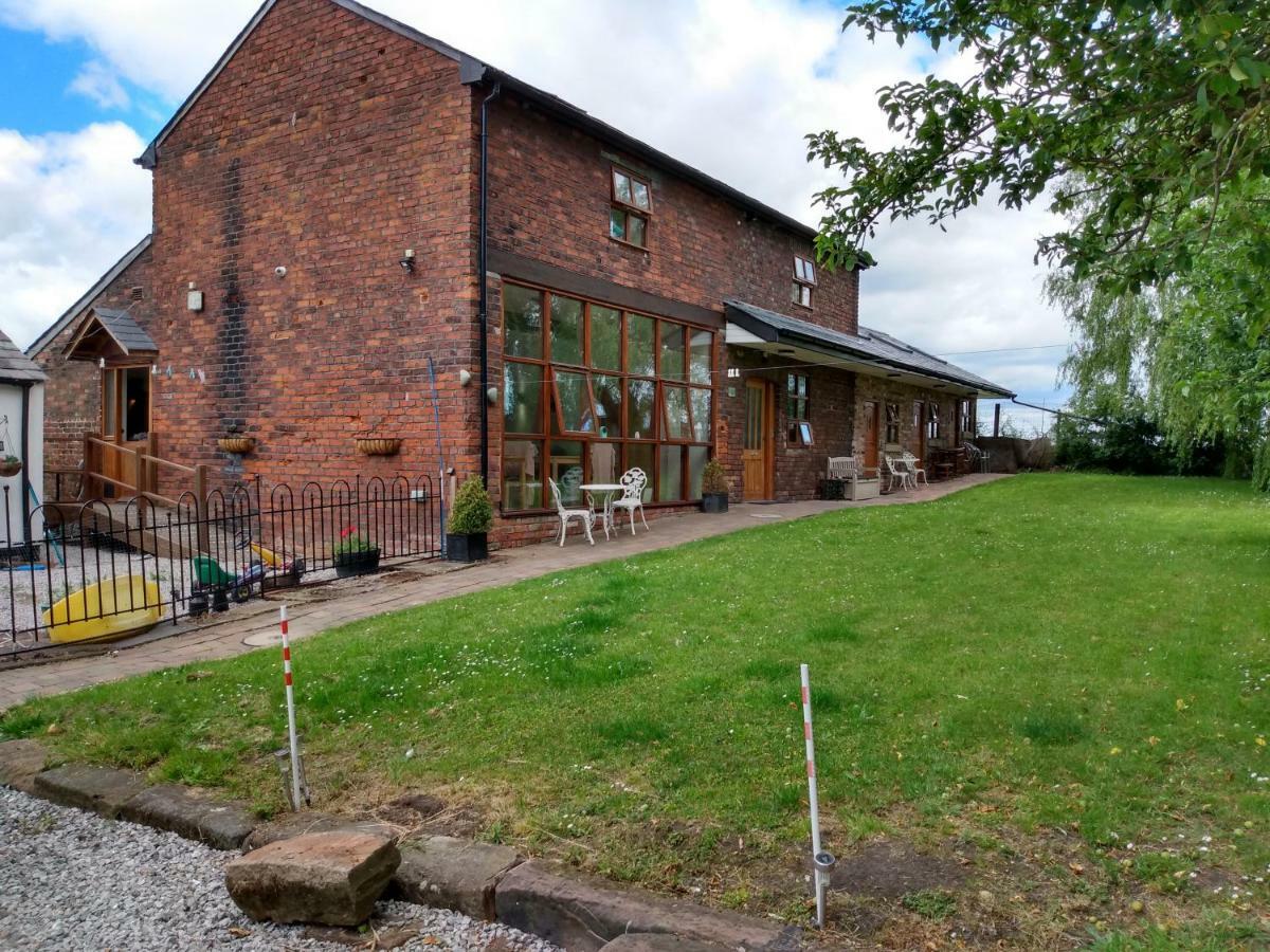 Brook Barn B&B Hale  Exterior photo