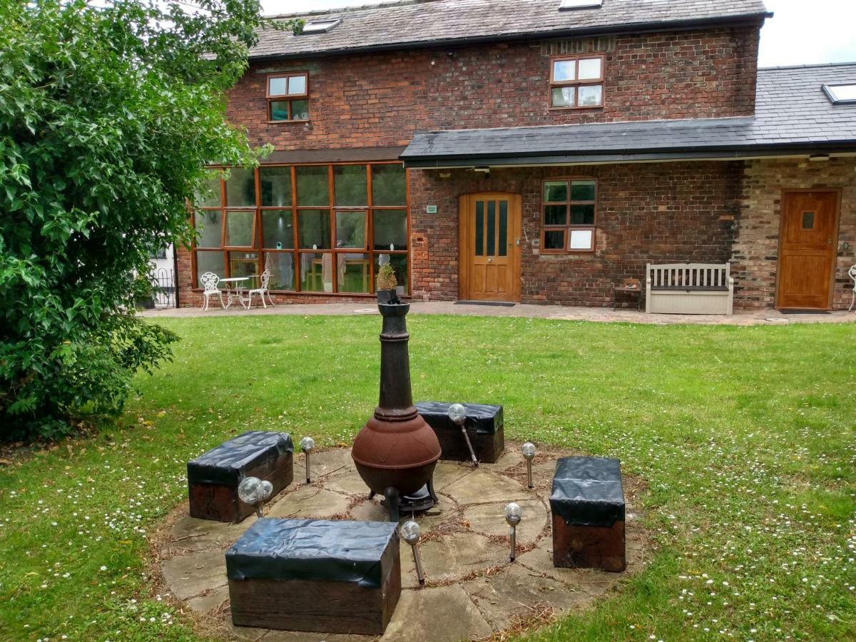 Brook Barn B&B Hale  Exterior photo